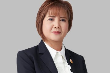 11.คุณญดาภรณ์