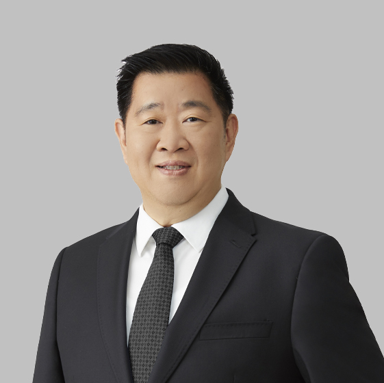 12 นายทรงพล ชีวะปัญญาโรจน์