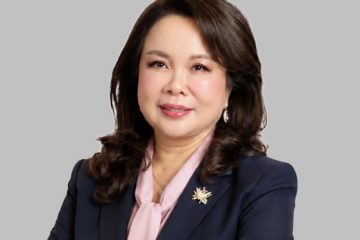 นางผ่องพรรณ สาลี