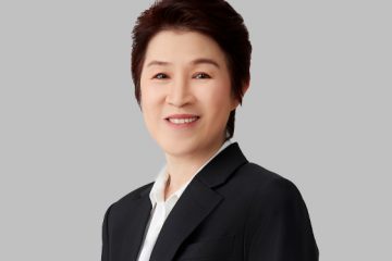 6.คุณศศิธร พลัตถเดช 1